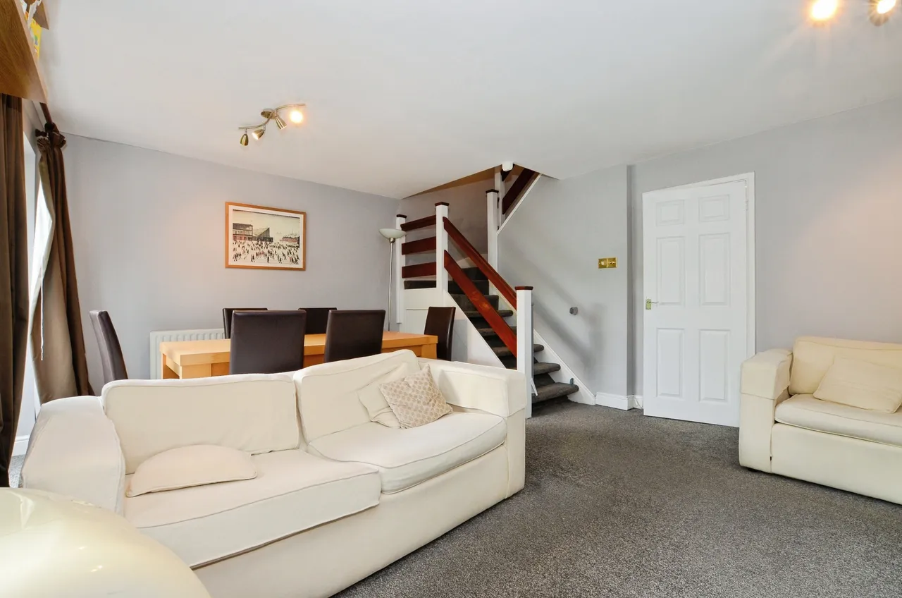 Lynwood Drive, Northwood, HA6, photo 9