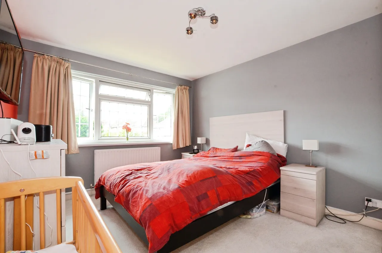Lynwood Drive, Northwood, HA6, photo 12