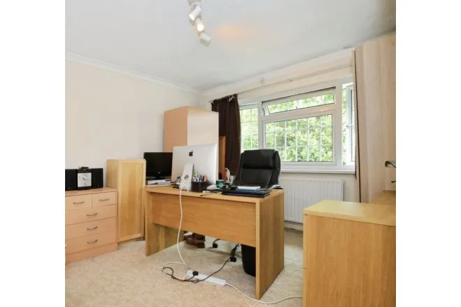 Lynwood Drive, Northwood, HA6, photo 15