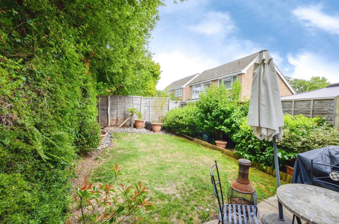 Lynwood Drive, Northwood, HA6, photo 18