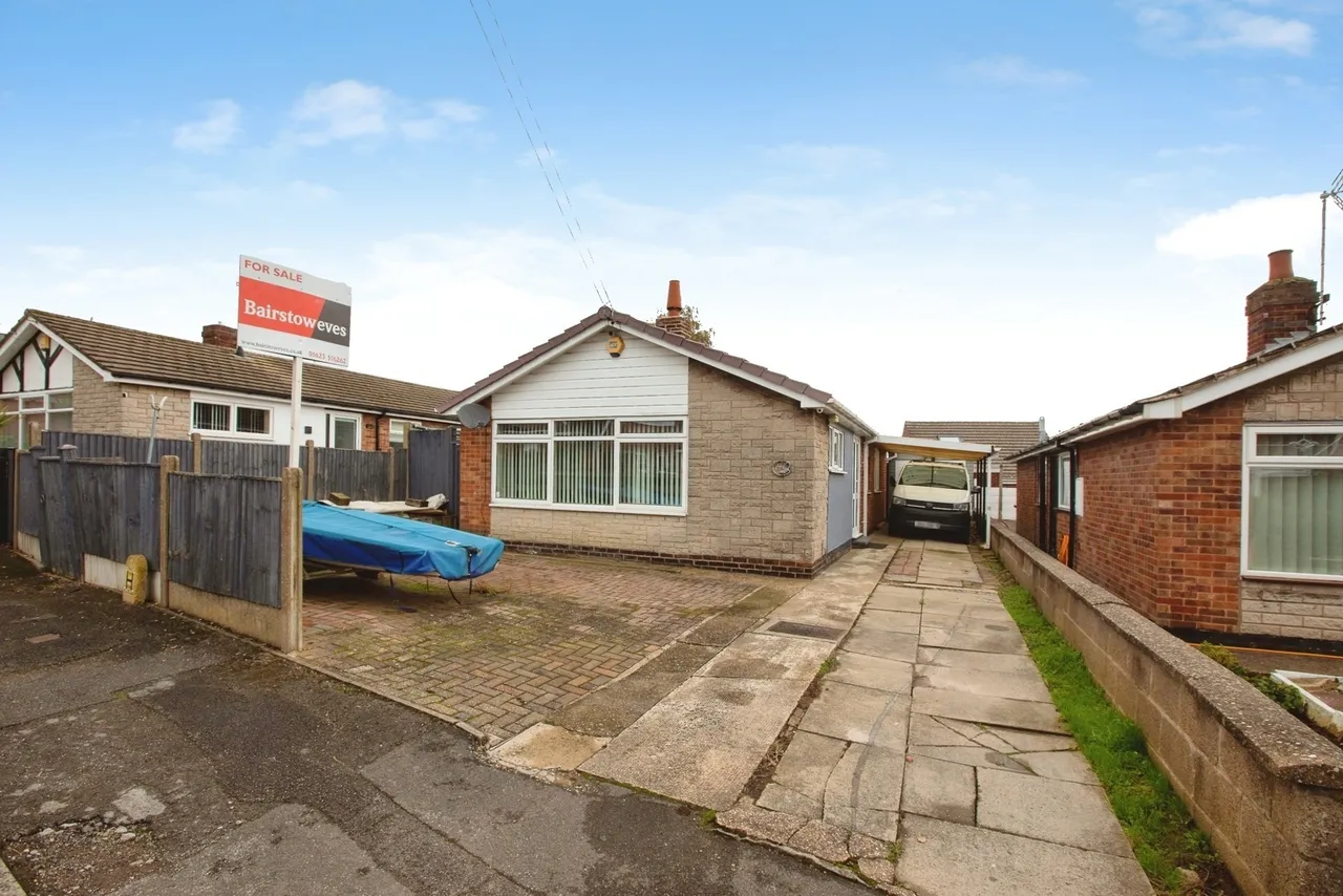 3 bed house for sale, Greenbank Drive, Sutton-in-Ashfield, NG17