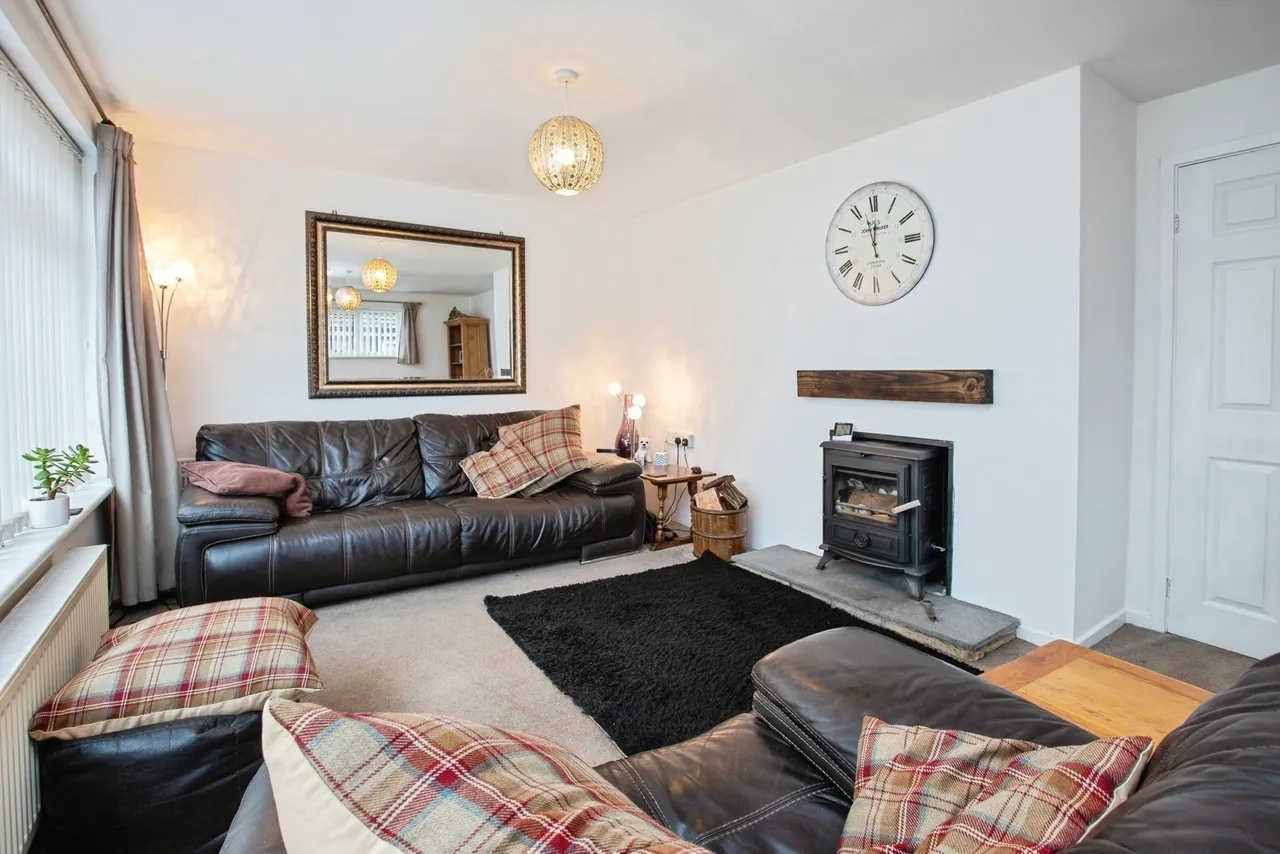 Greenbank Drive, Sutton-in-Ashfield, NG17, photo 2