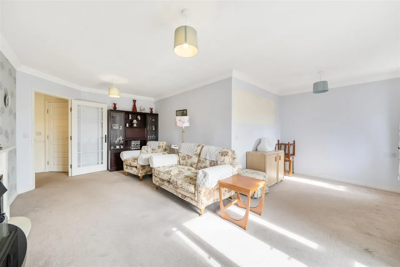 Laleham Road, Shepperton, TW17, photo 4