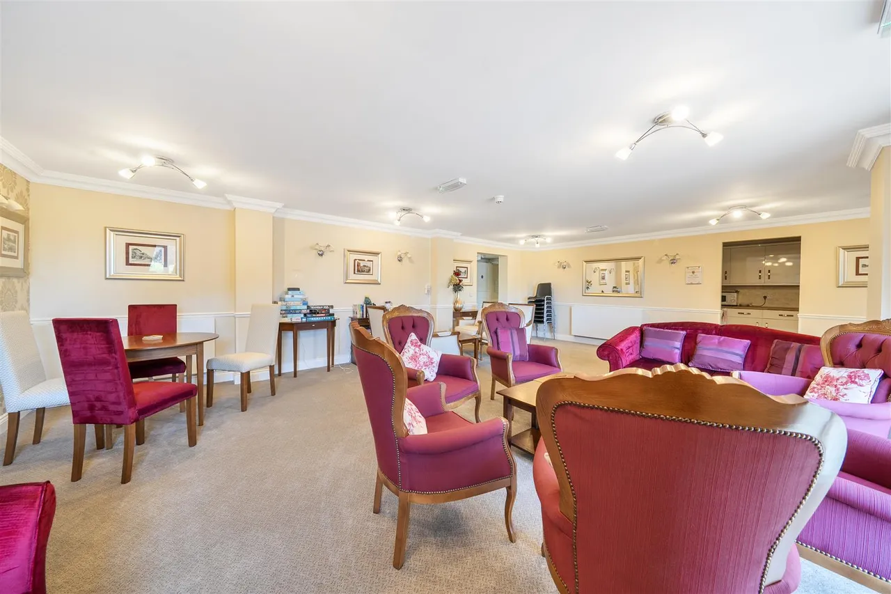 Laleham Road, Shepperton, TW17, photo 10