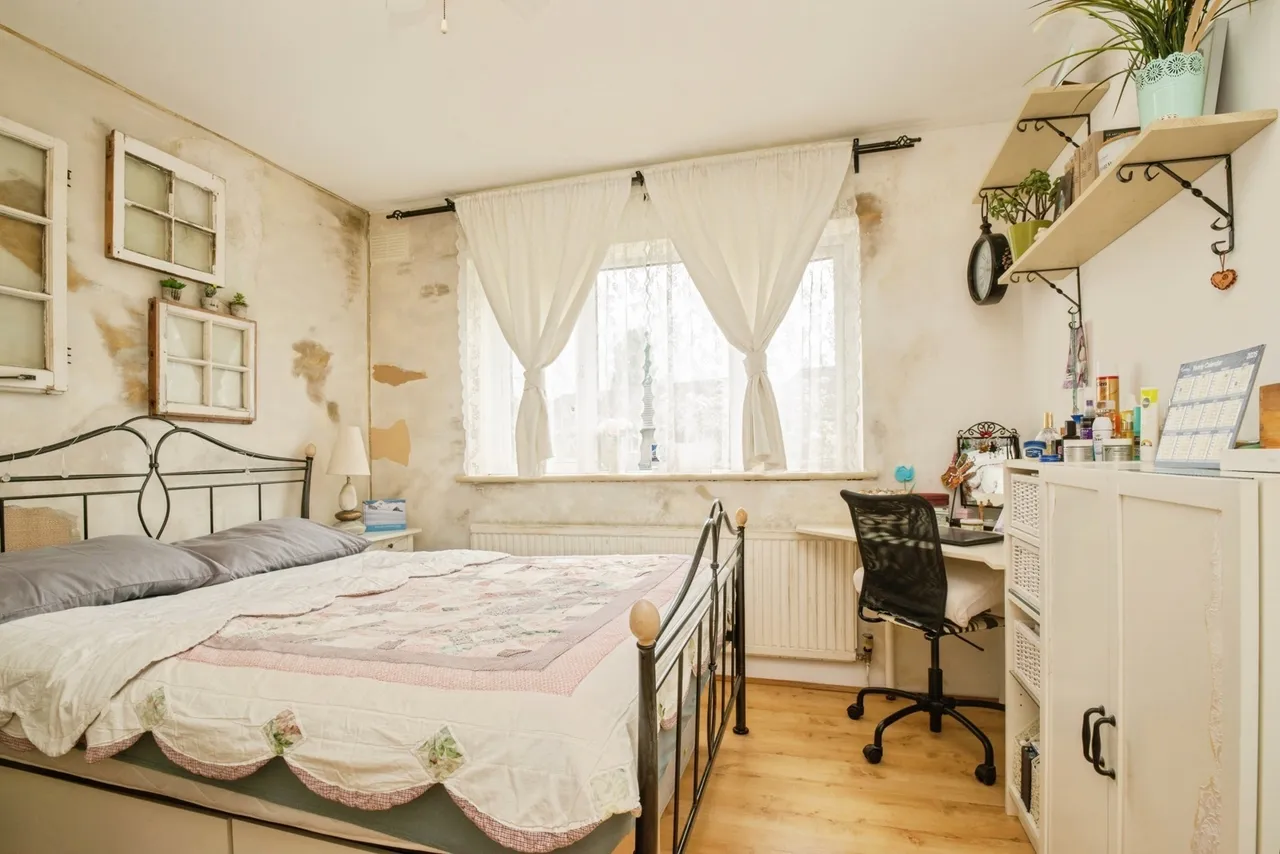 Thompson Avenue, Newport, NP19, photo 12