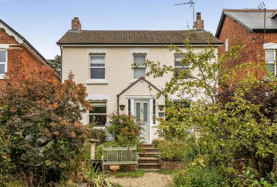 3 bed house for sale, Queens Road, Stonehouse, GL10