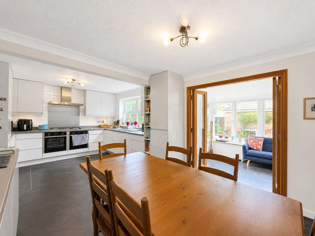 Weaver Avenue, Walmley, B76, photo 2