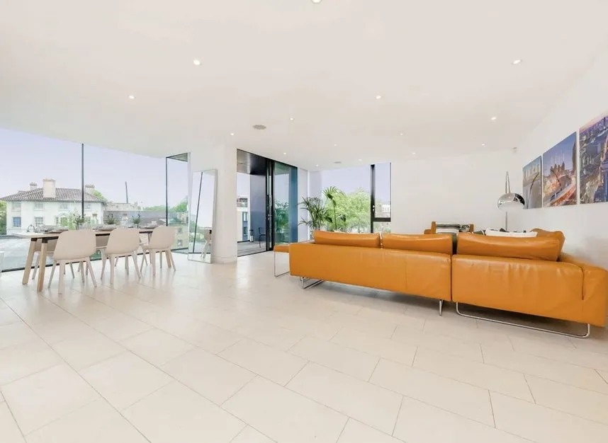 Oval Road, Camden, NW1, photo 3