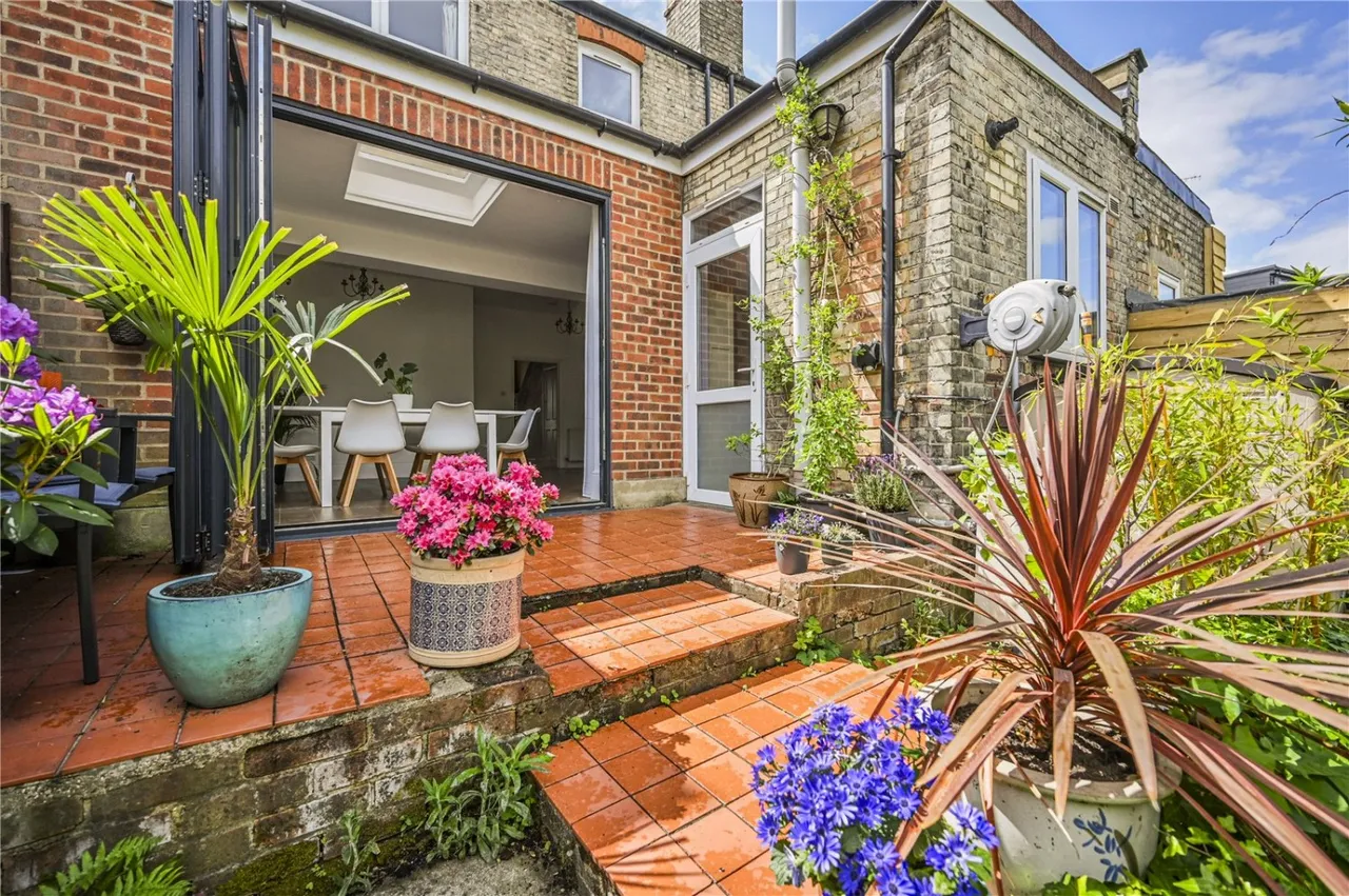 Maidstone Road, London, N11, photo 25