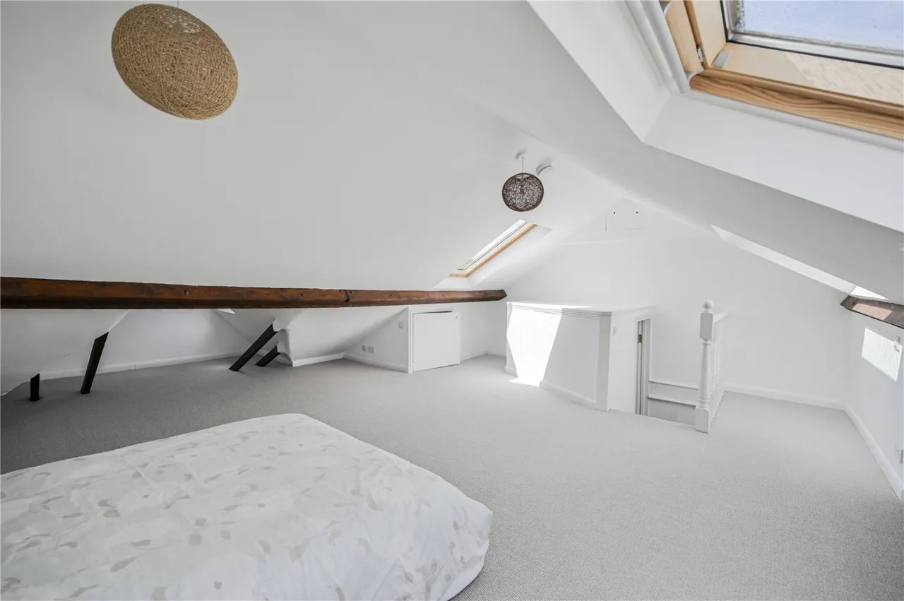 Maidstone Road, London, N11, photo 24