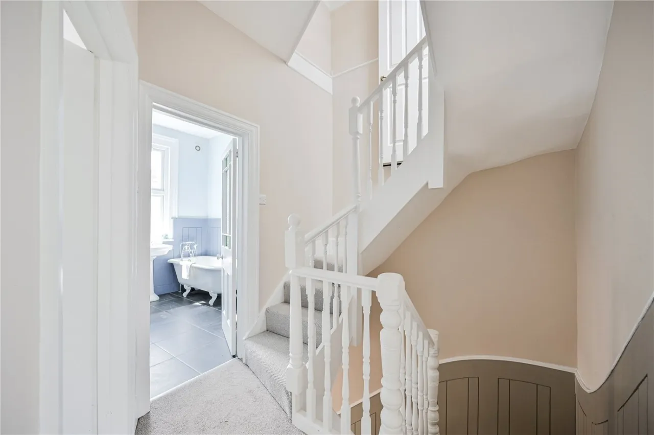 Maidstone Road, London, N11, photo 22