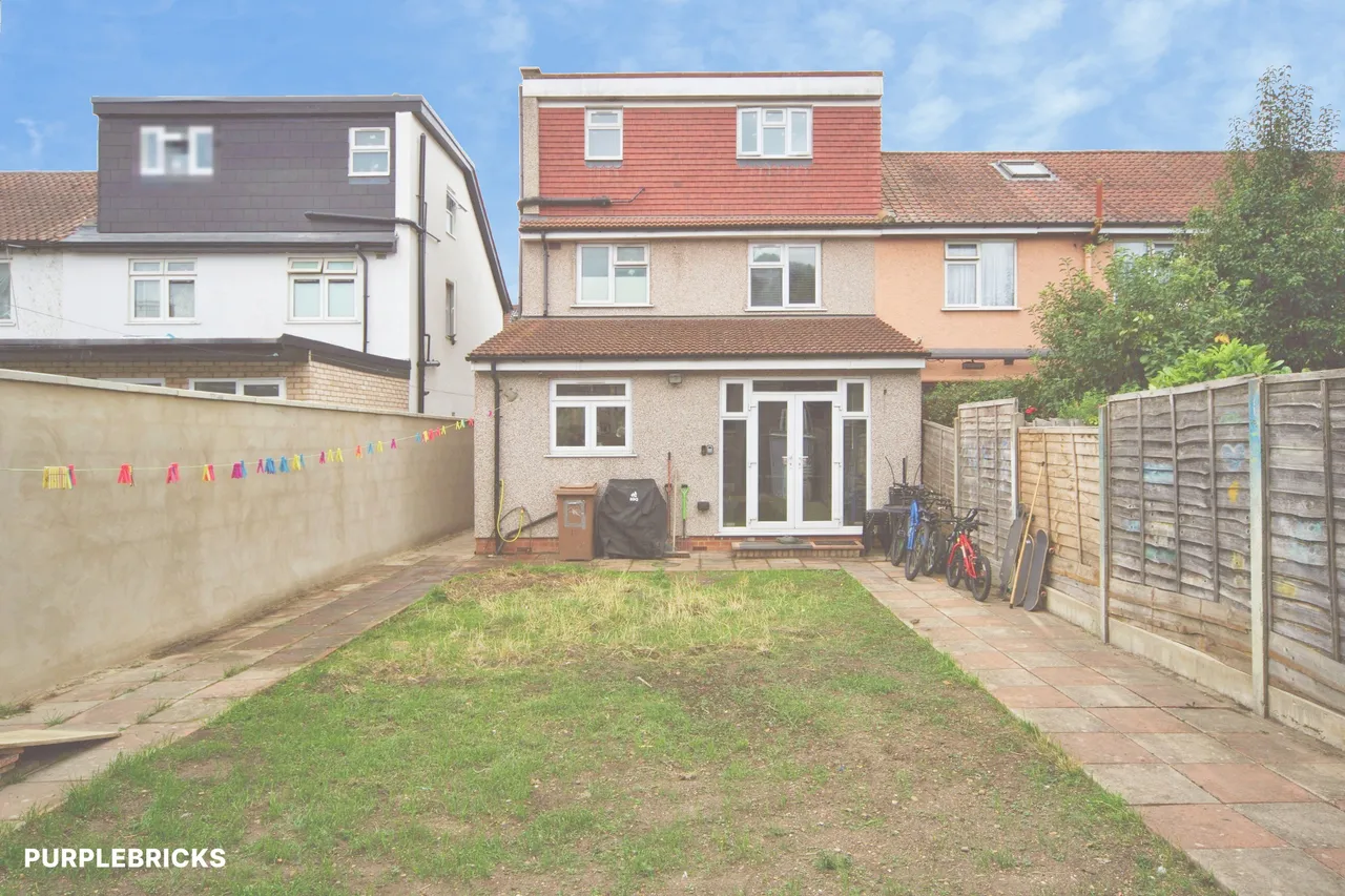 Rochdale Road, London, E17, photo 19