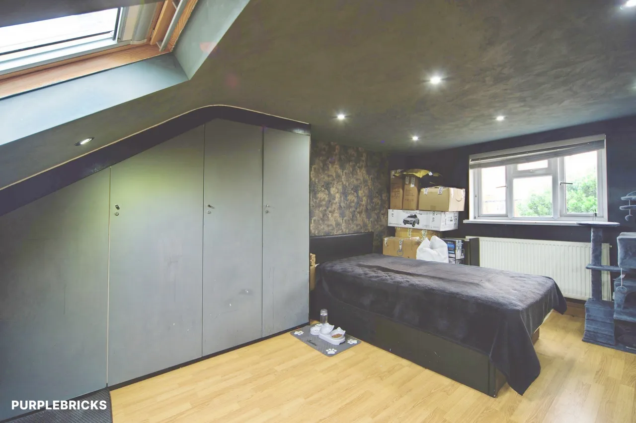 Rochdale Road, London, E17, photo 31