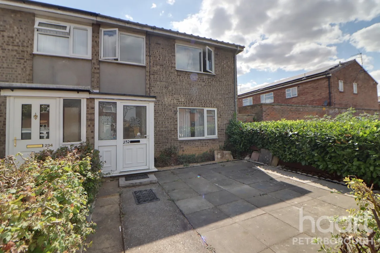 3 bed house to rent, Padholme Road, PE1