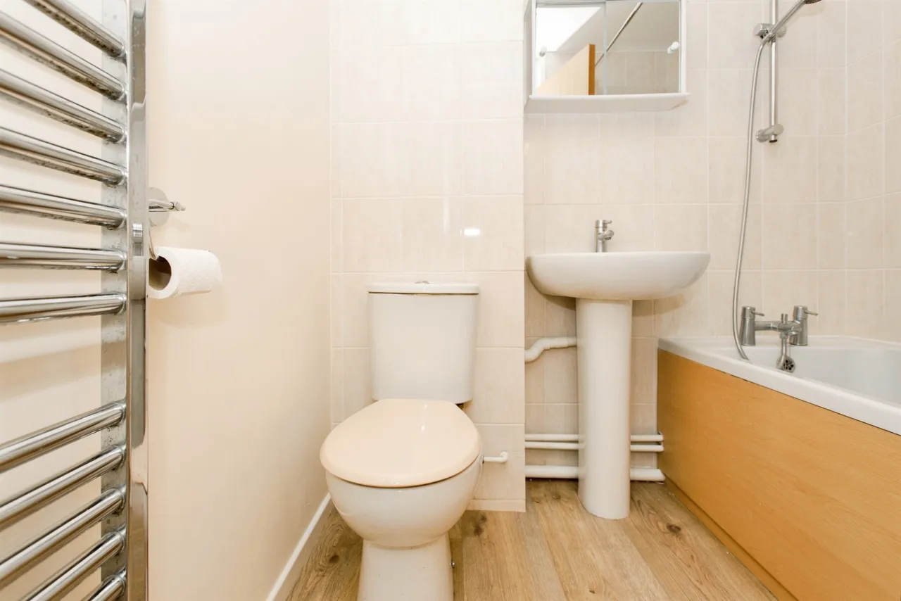 Little Meadow, Bar Hill, CB23, photo 13
