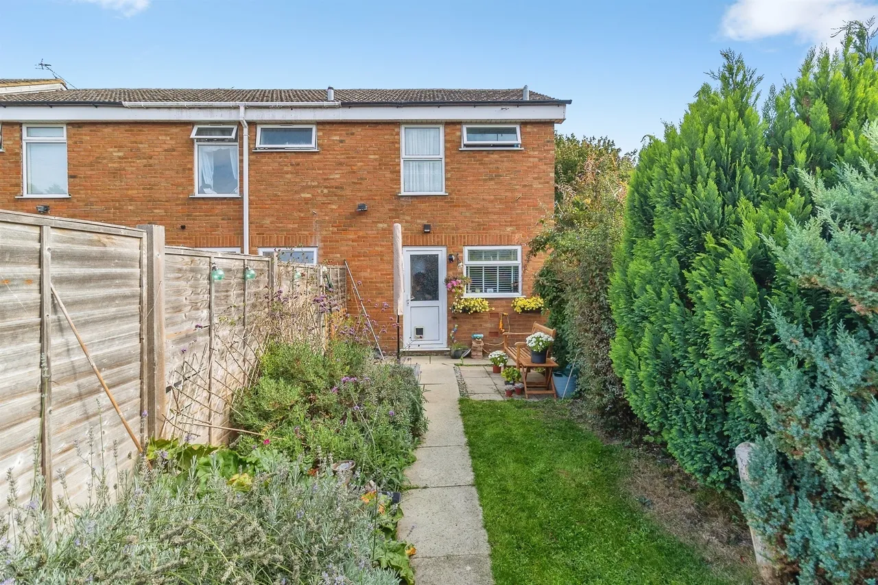 Fareham Way, Houghton Regis, LU5, photo 13