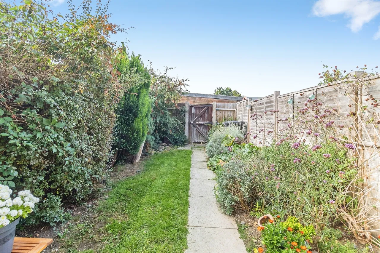Fareham Way, Houghton Regis, LU5, photo 12