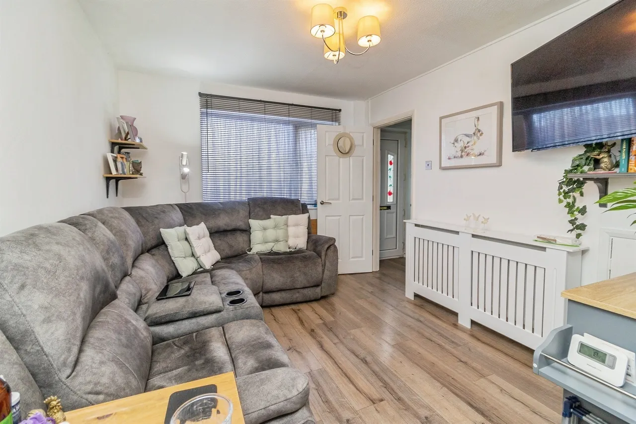 Fareham Way, Houghton Regis, LU5, photo 3