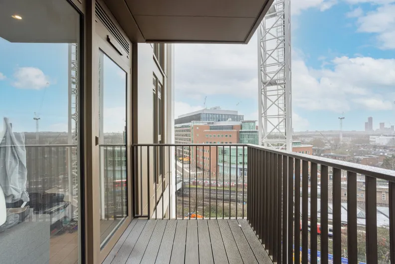 Fountain Park Way, White City, W12, photo 11