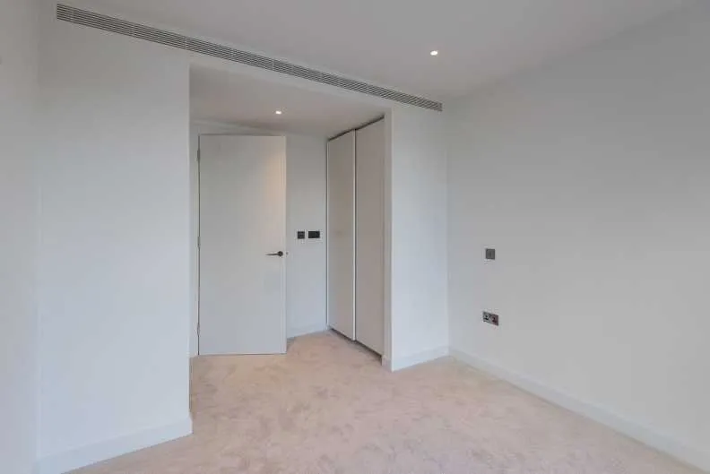 Fountain Park Way, White City, W12, photo 5