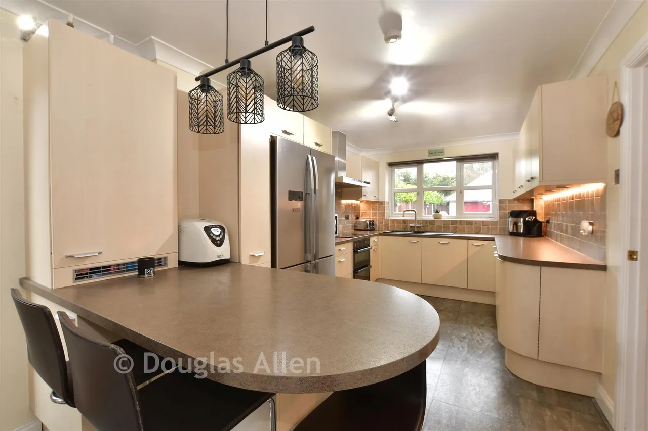Hornbeam Way, Laindon, SS15, photo 4