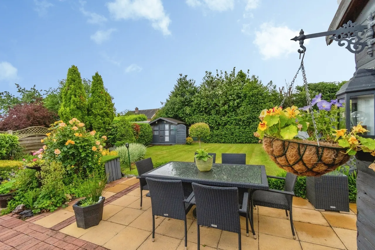 Longford Road, Cannock, Staffordshire, WS11, photo 35