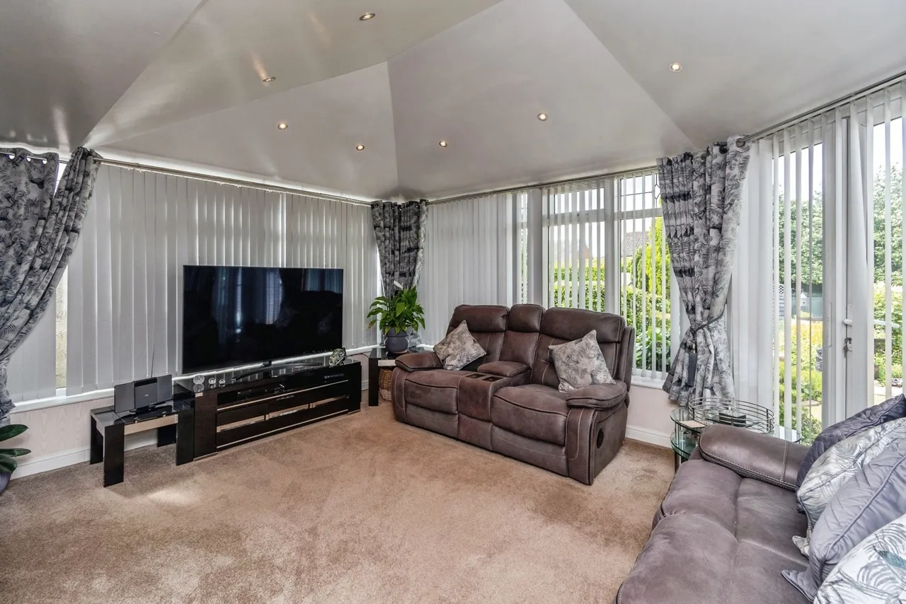 Longford Road, Cannock, Staffordshire, WS11, photo 12