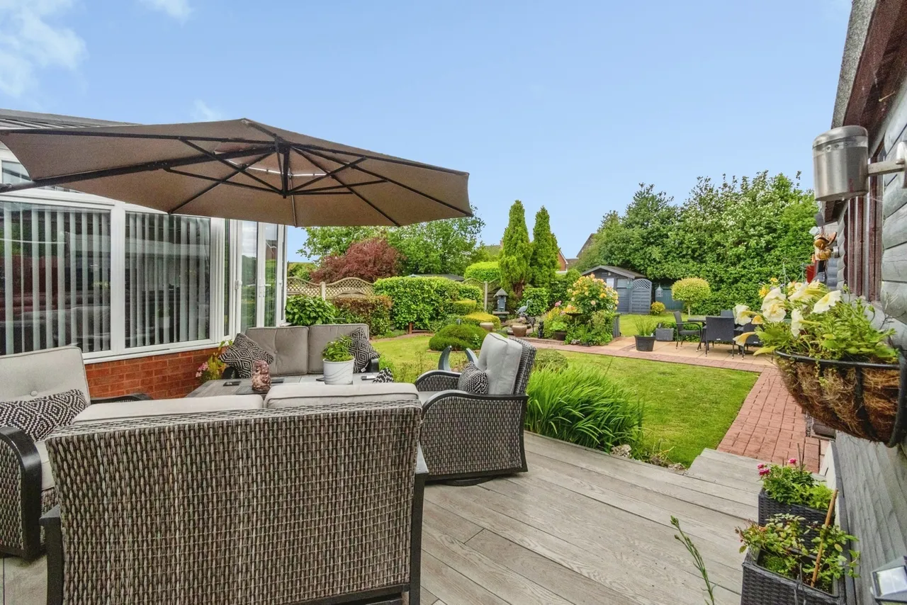 Longford Road, Cannock, Staffordshire, WS11, photo 39