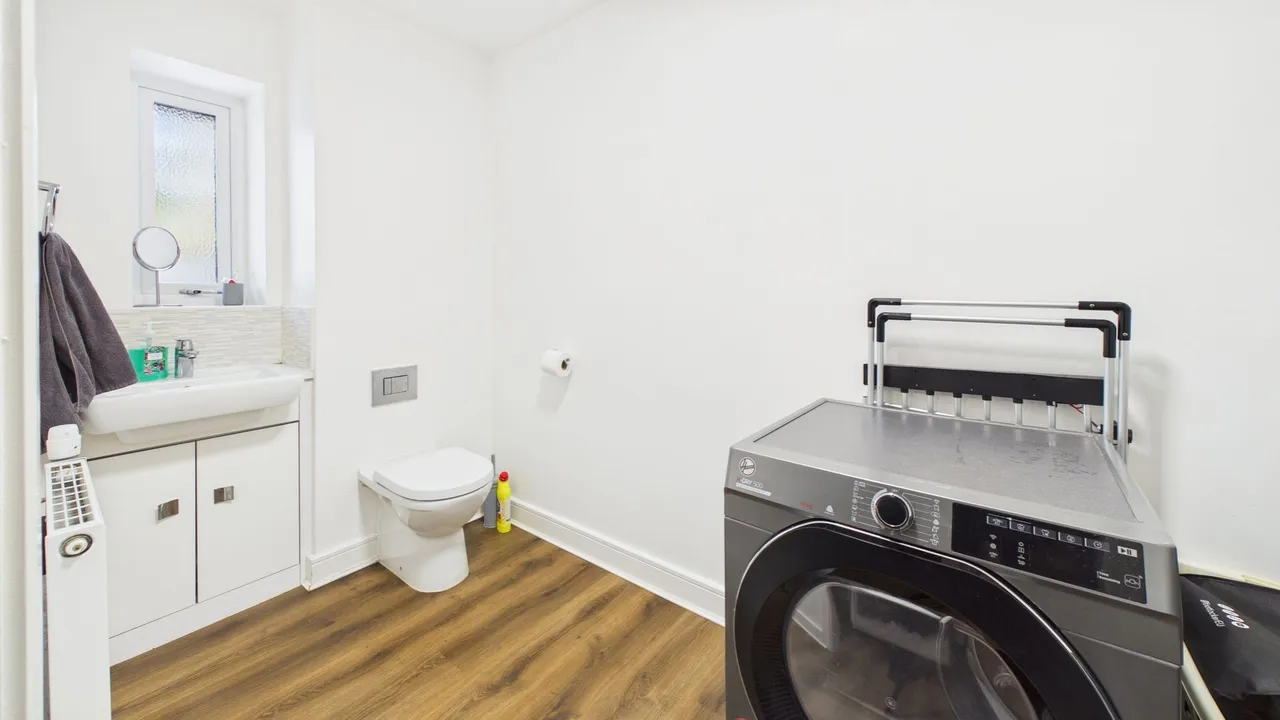 Beluga Close, Peterborough, PE2, photo 15