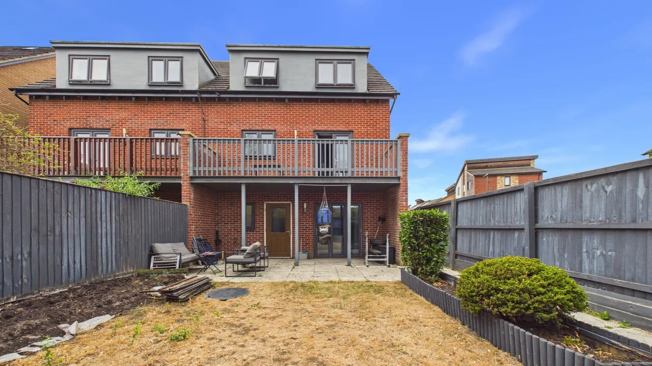 Beluga Close, Peterborough, PE2, photo 27