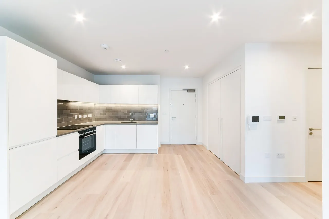 Marco Polo Tower, Royal Wharf, E16, photo 6