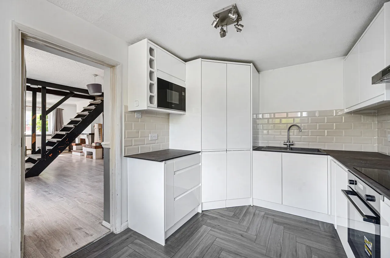 Easthampstead Road, Wokingham, Berkshire, RG40 2EG, photo 7