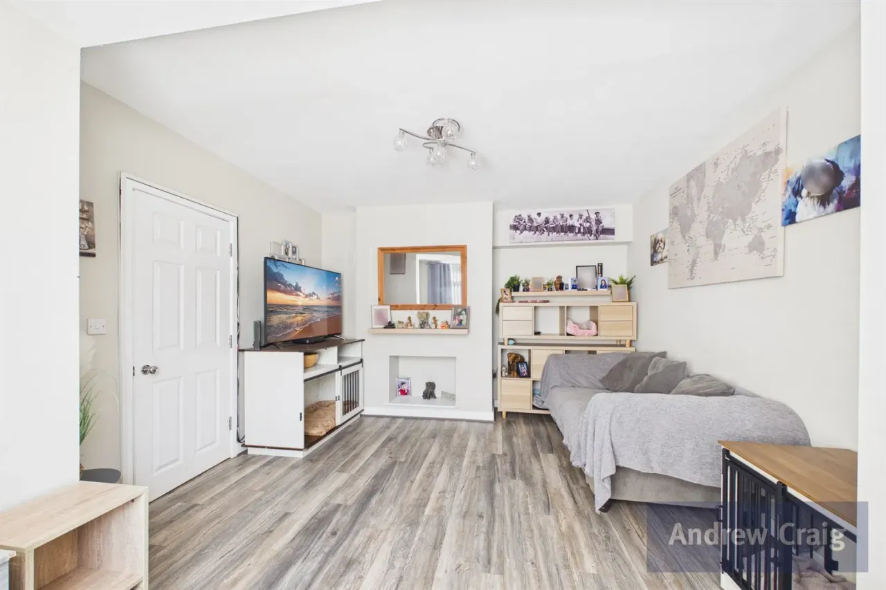 Toner Avenue, Hebburn, NE31, photo 3