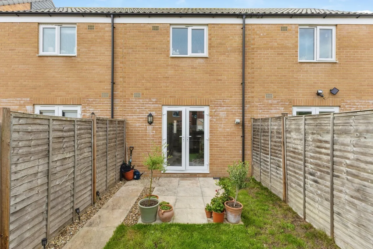 Chamberlain Rise, Wymondham, Norfolk, NR18, photo 14