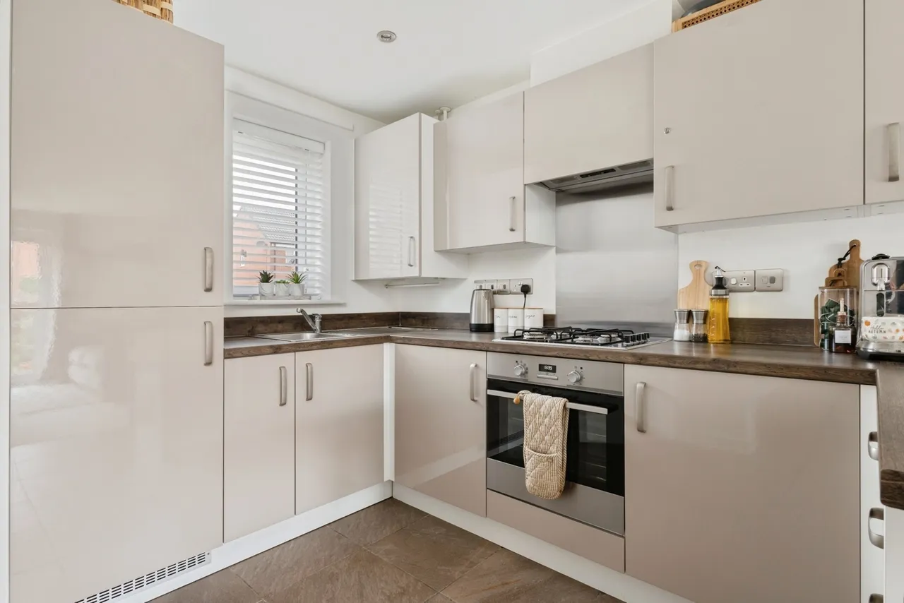 Chamberlain Rise, Wymondham, Norfolk, NR18, photo 9