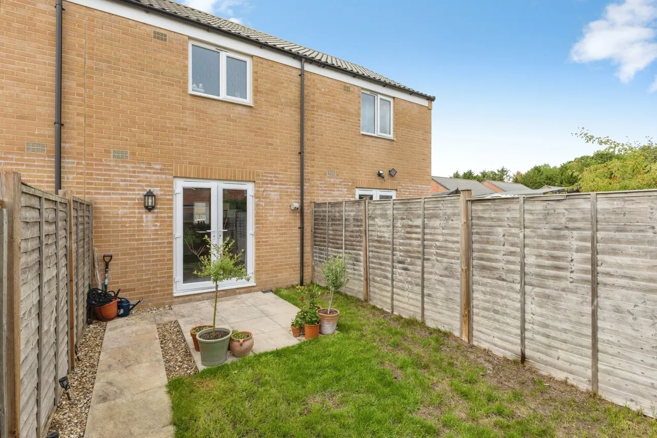 Chamberlain Rise, Wymondham, Norfolk, NR18, photo 12