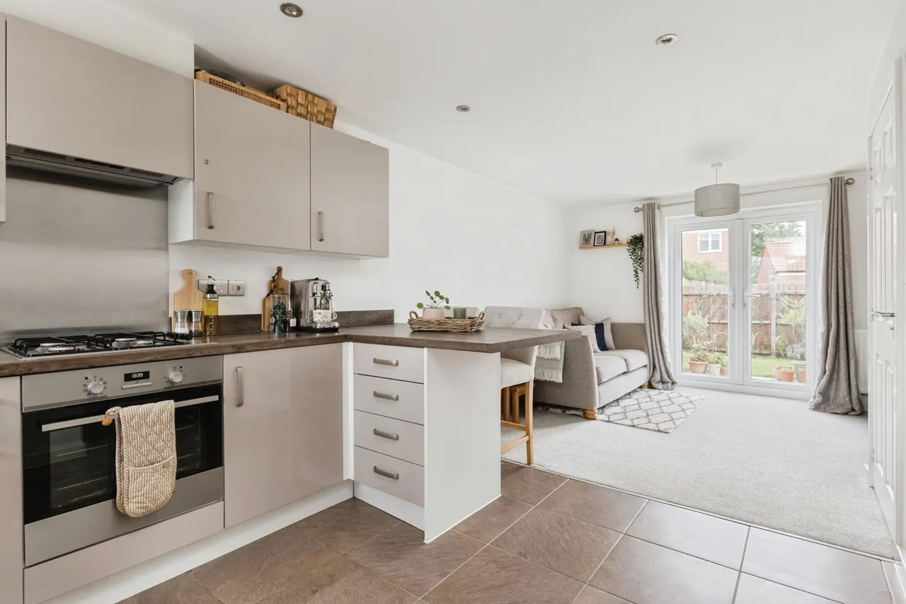 Chamberlain Rise, Wymondham, Norfolk, NR18, photo 4
