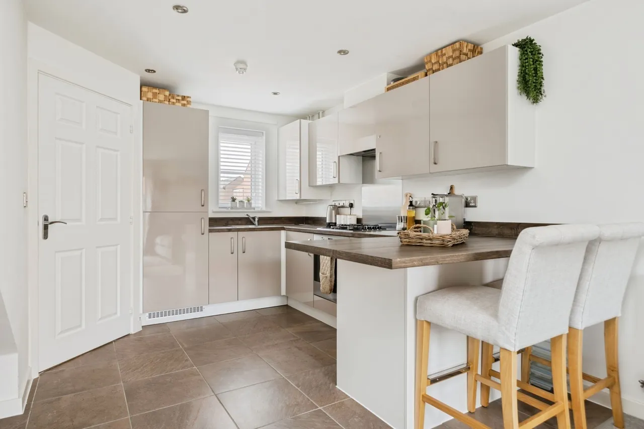 Chamberlain Rise, Wymondham, Norfolk, NR18, photo 2