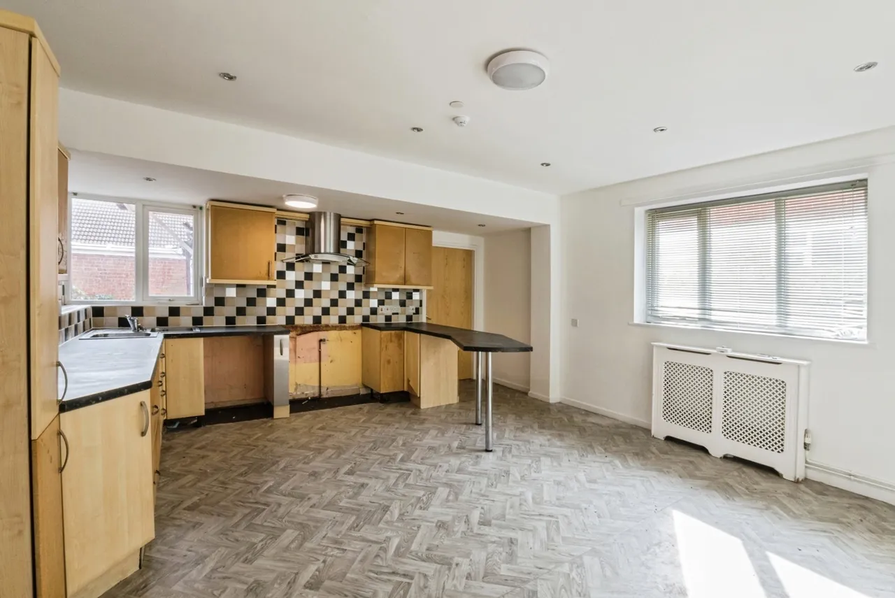 Beverley Road North, Lytham St. Annes, FY8, photo 15