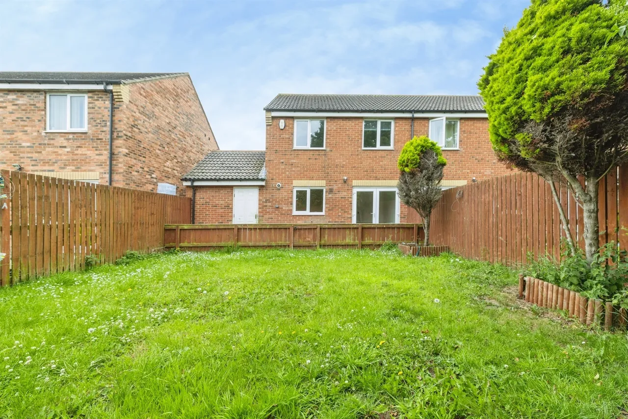 Sedgewick Close, Hartlepool, TS24, photo 18