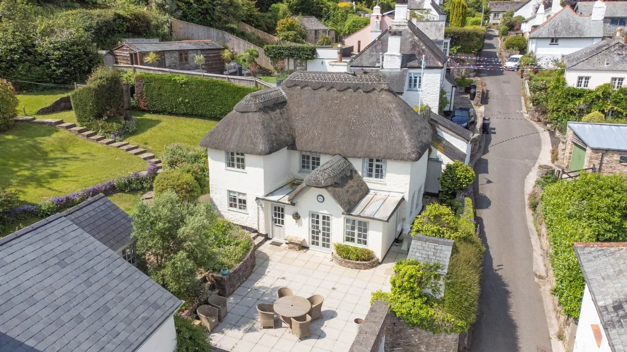3 bed house for sale, Manor Street, Dittisham, TQ6