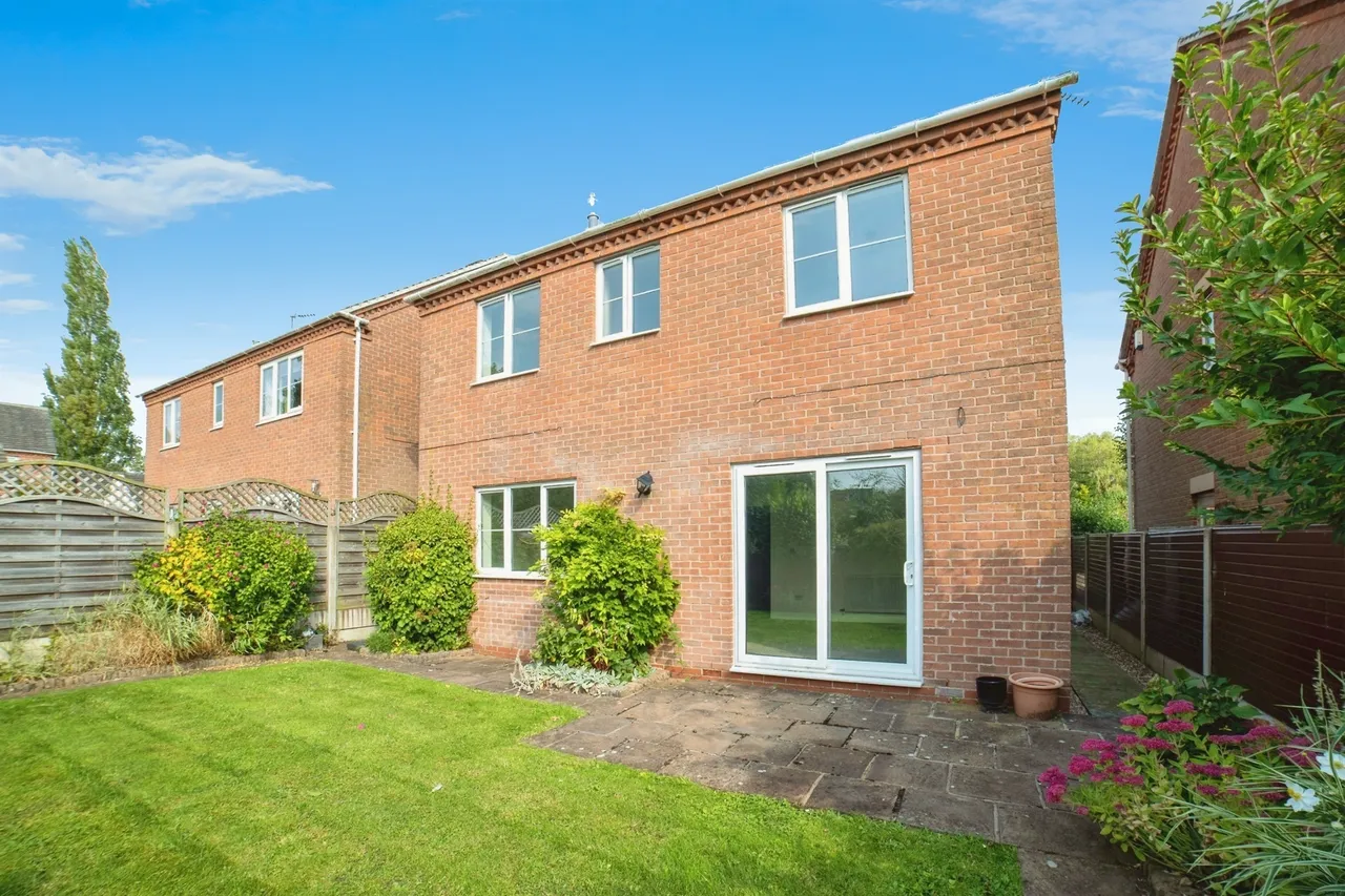 Wichal Farm Close, Ripley, DE5, photo 17