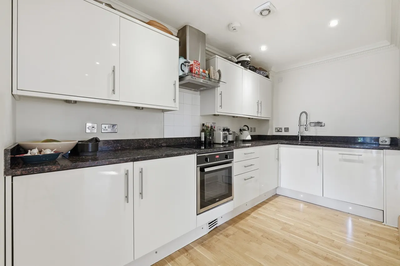 Mulberry Court, London, E1, photo 8