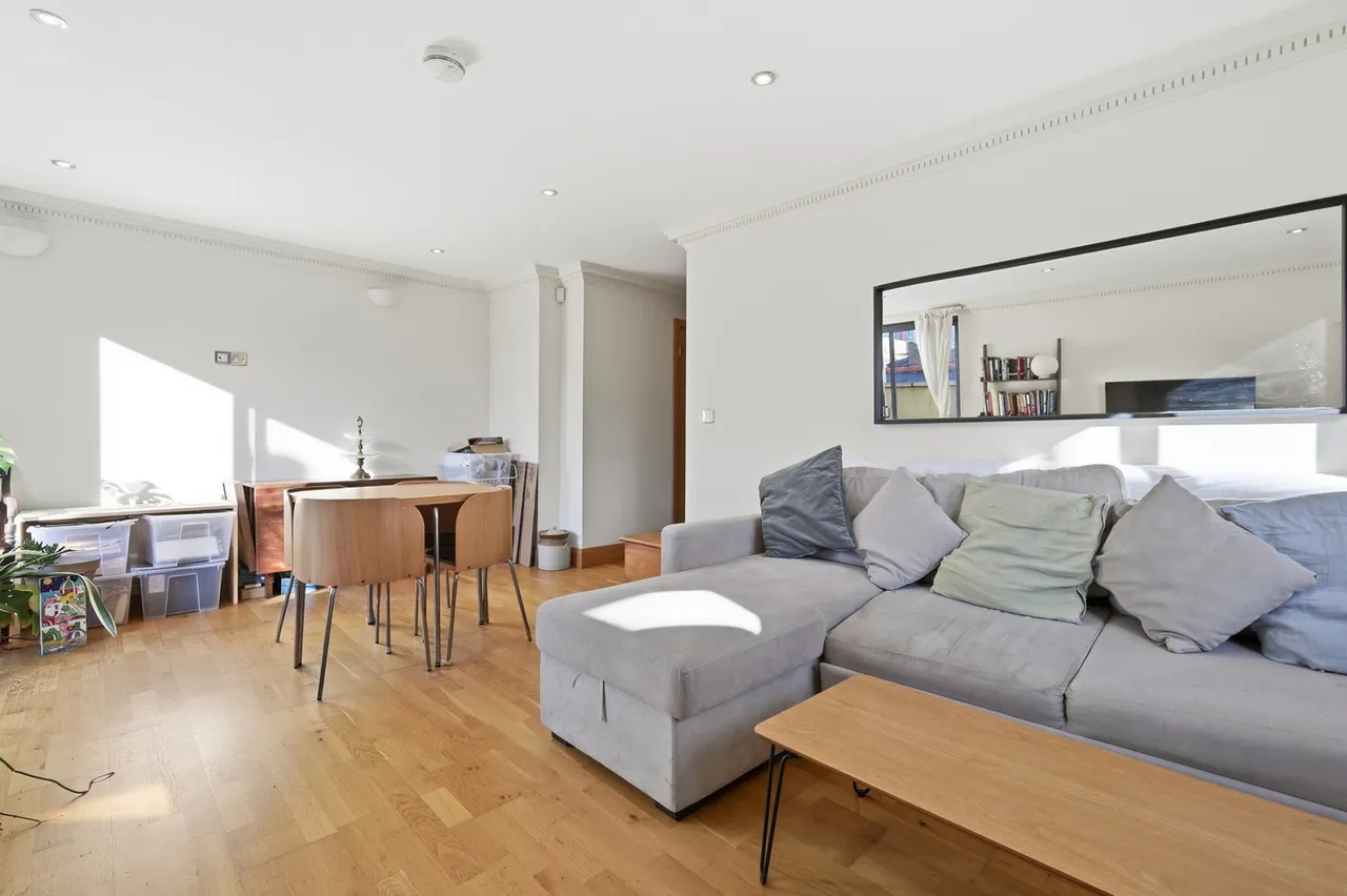 Mulberry Court, London, E1, photo 6