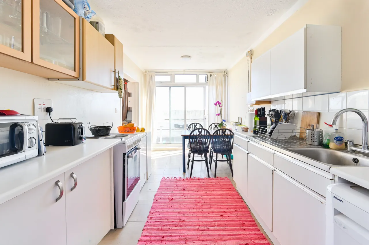 67 Holland Rise House, Clapham Road, London, photo 4