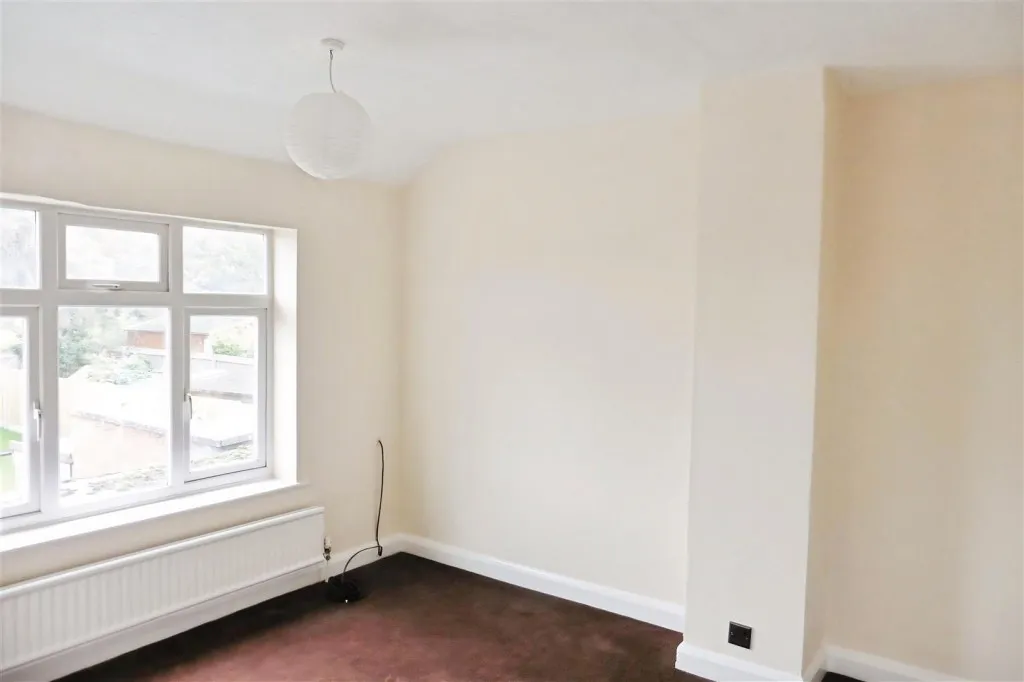 Hall Avenue, Rushden, Northants, photo 6