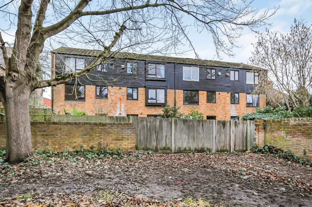 Whitehall Road, Uxbridge, UB8, photo 14