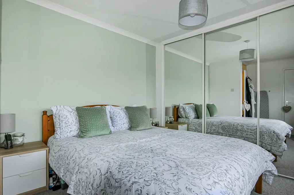 Whitehall Road, Uxbridge, UB8, photo 3