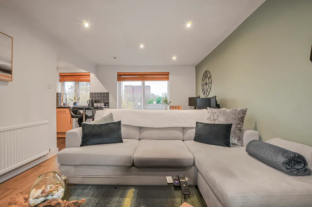 Whitehall Road, Uxbridge, UB8, photo 27