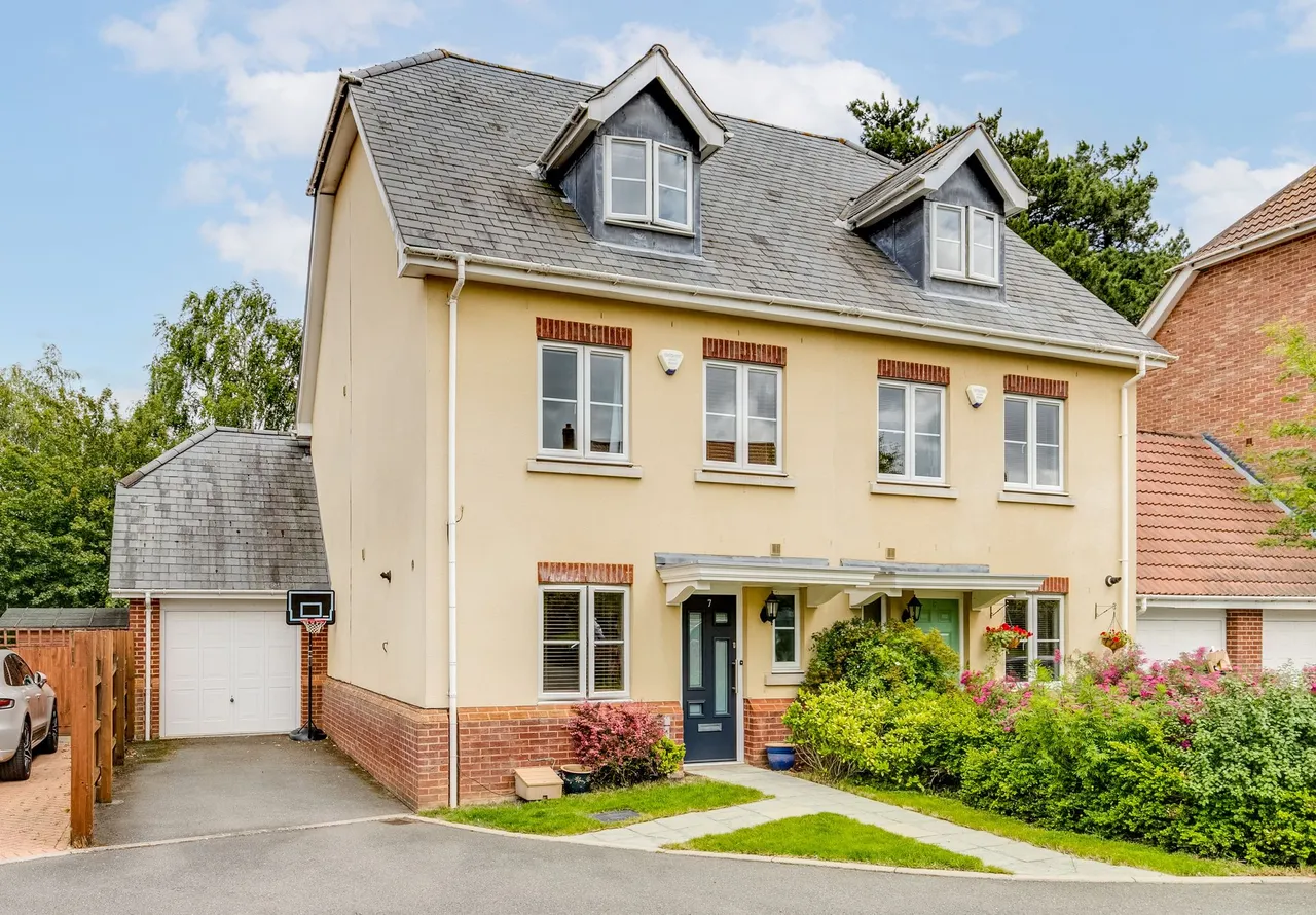 4 bed house for sale — Hammarsfield Close, Standon, Ware, SG11 1PG